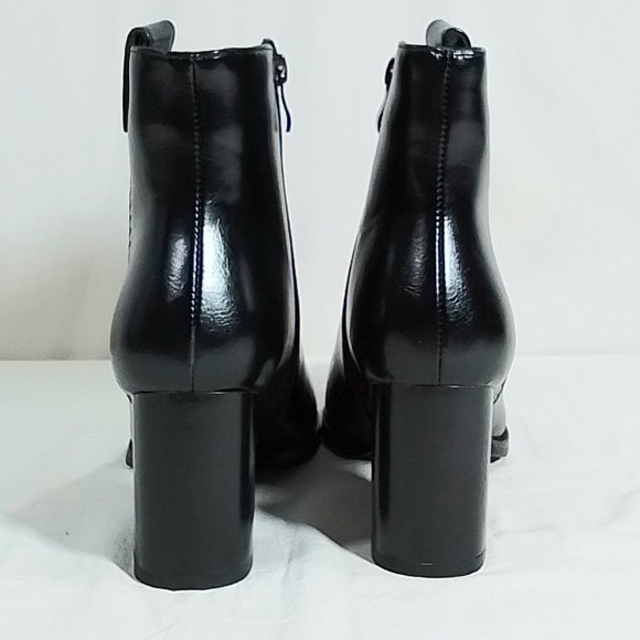 TORGEIS  Women's Daralyn Ankle Boot - Black - 9 - NIB - Picture 4 of 5